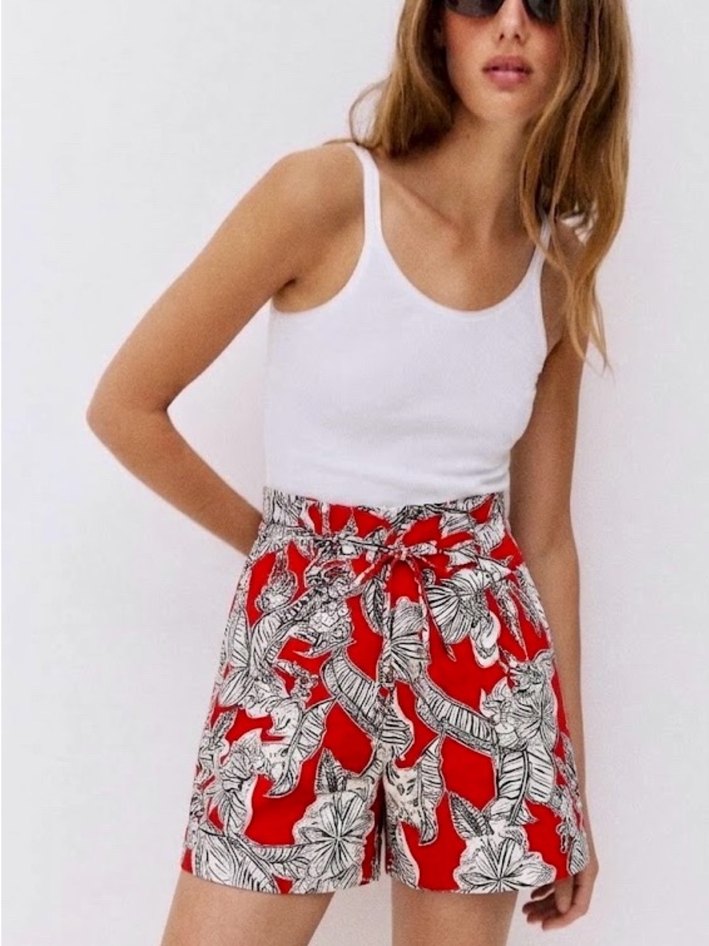 LUCY PARIS Orange/White/Black Tropical Print Belt Waist Shorts {Small}